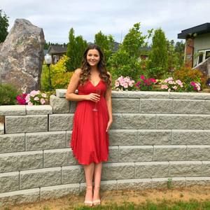 Meet your Posher, Hannah